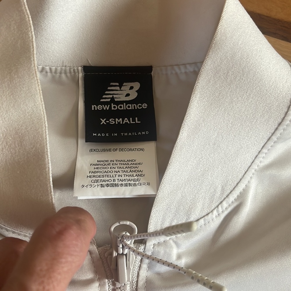 New Balance ivory workout zip jacket - Picture 3 of 8